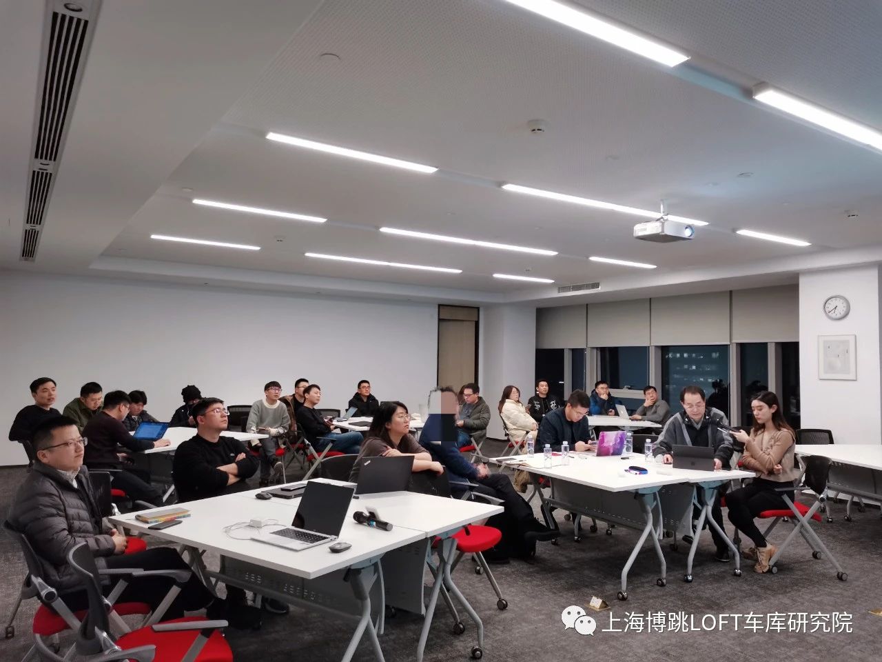 自贡杭州LOFT车库专题会