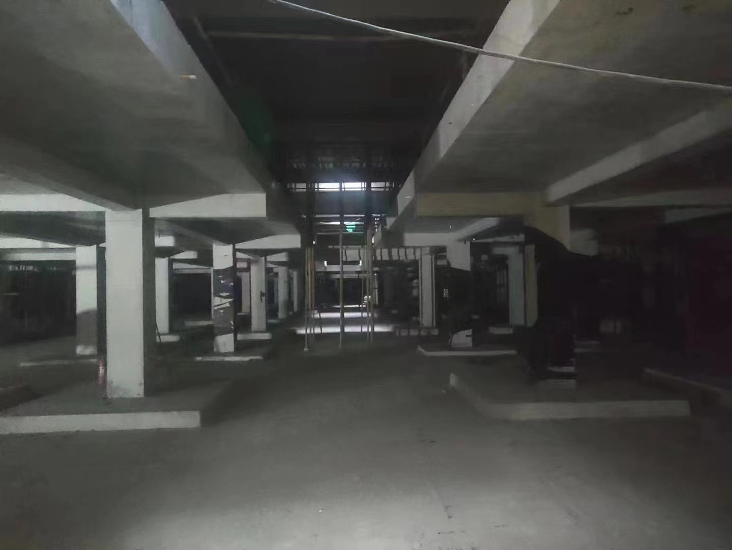 自贡山东又一个上海博普LOFT车库拔地而起